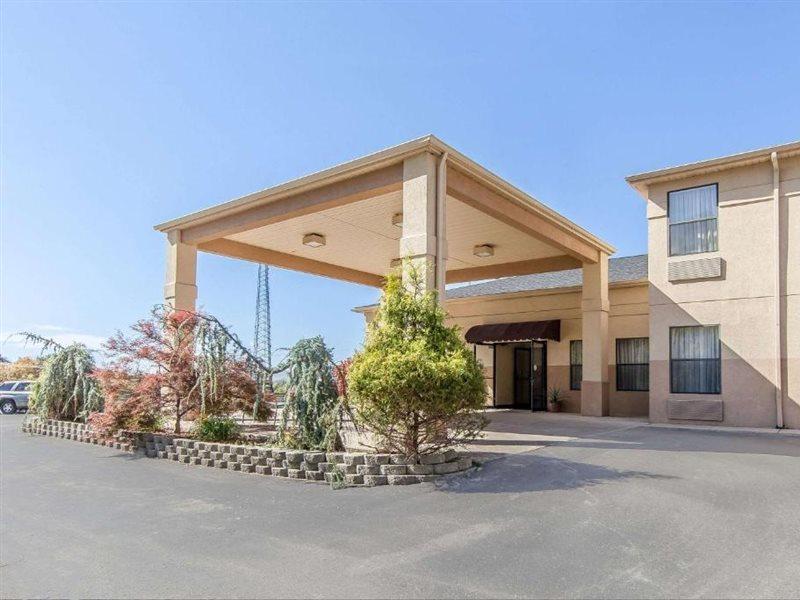 Quality Inn & Suites Rosemount Екстериор снимка