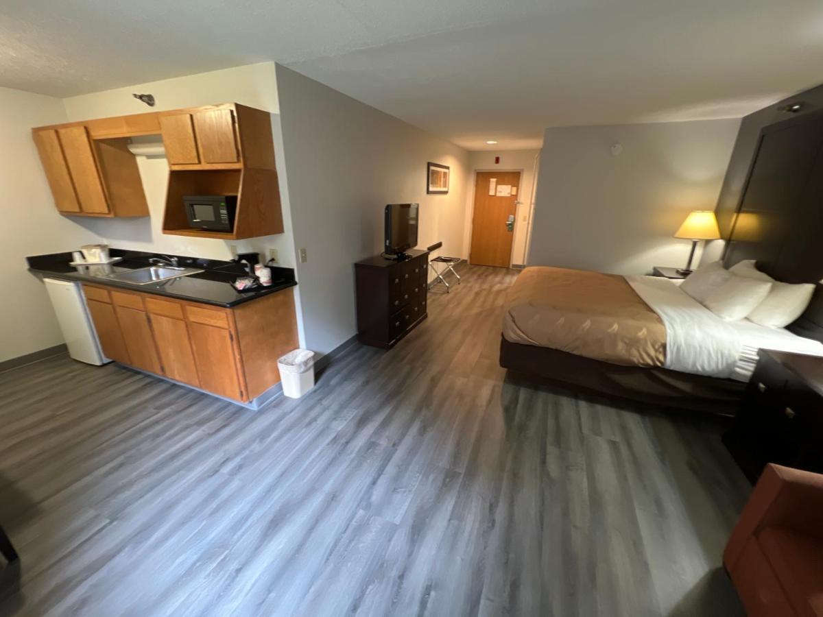 Quality Inn & Suites Rosemount Екстериор снимка