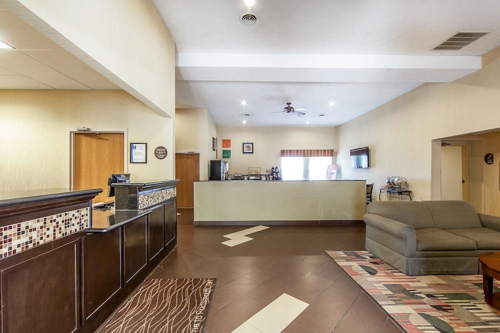 Quality Inn & Suites Rosemount Екстериор снимка