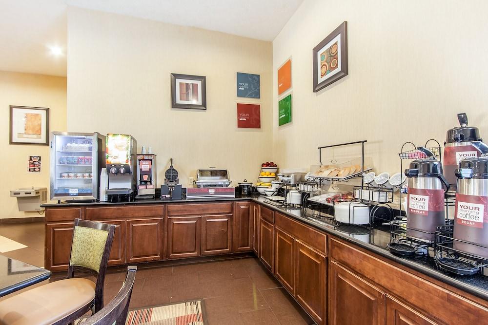 Quality Inn & Suites Rosemount Екстериор снимка